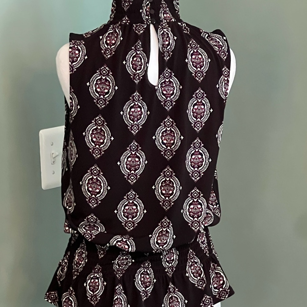 White House Black Market Halter Top - Picture 3 of 6